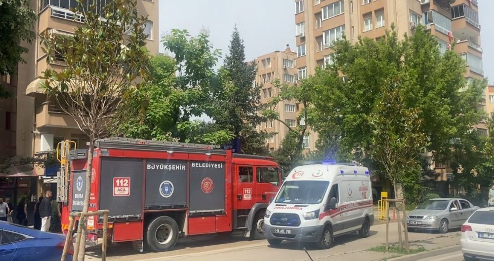 8 Katlı Binada Yangın Paniği
