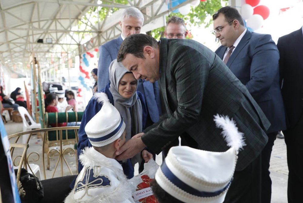 Geleneksel "Büyük Hayır Ve Toplu Sünnet Şöleni"