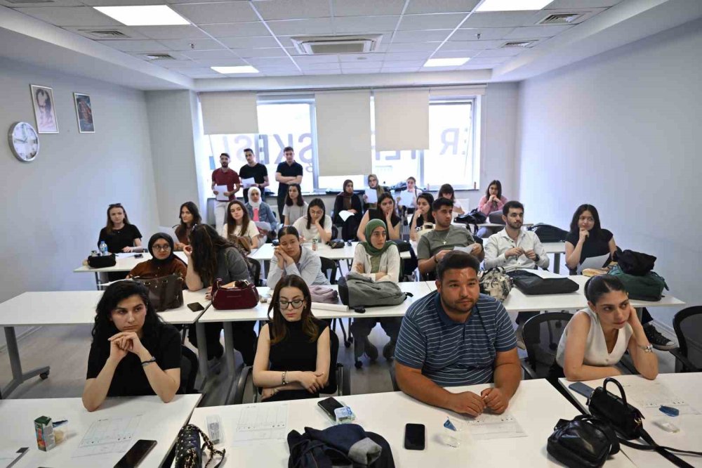 Yaya Ve Çocuk Dostu Sokak Kazandırılıyor