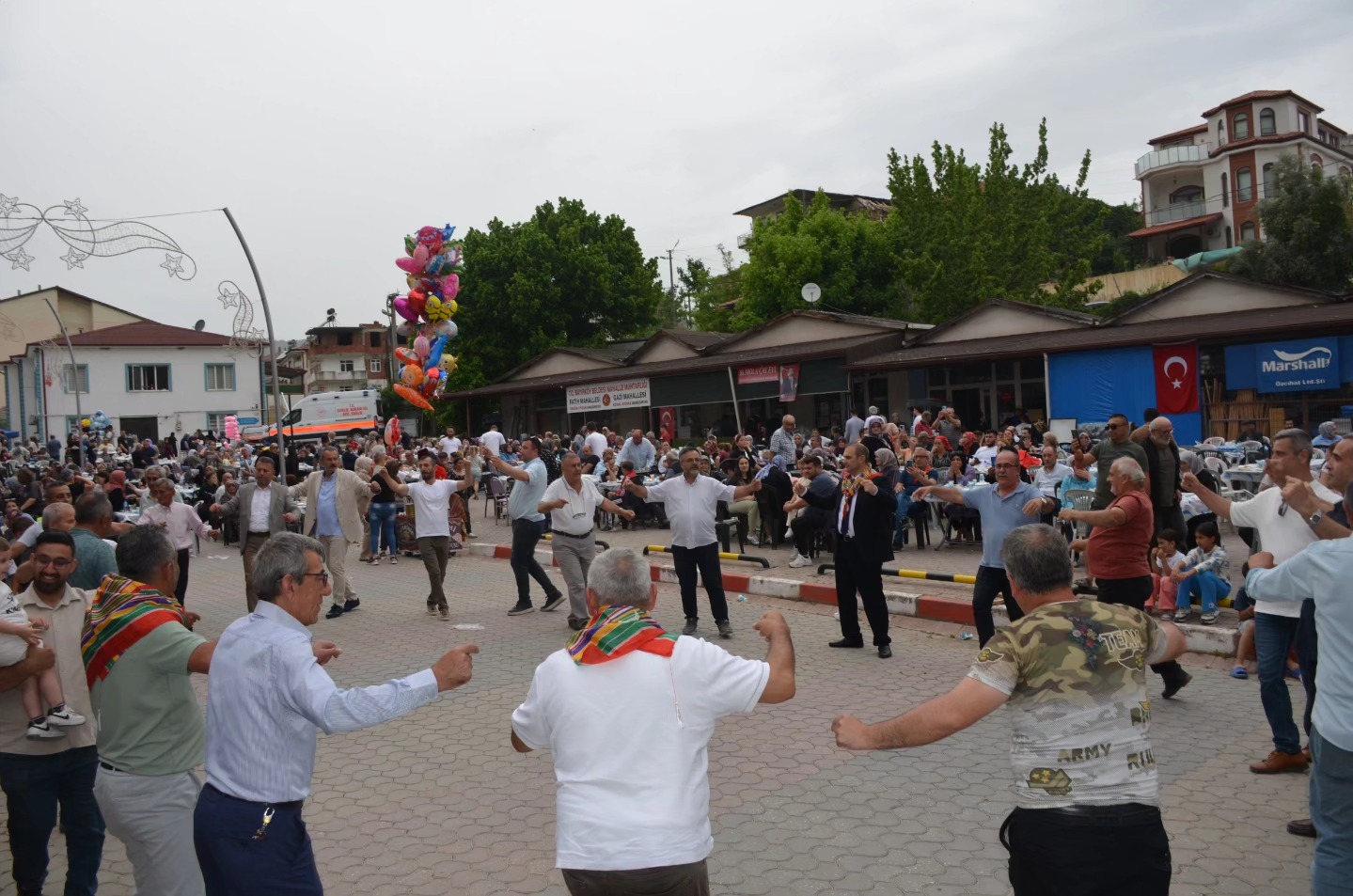bayirkoyde-gelenek-bozulmadi-1.jpg