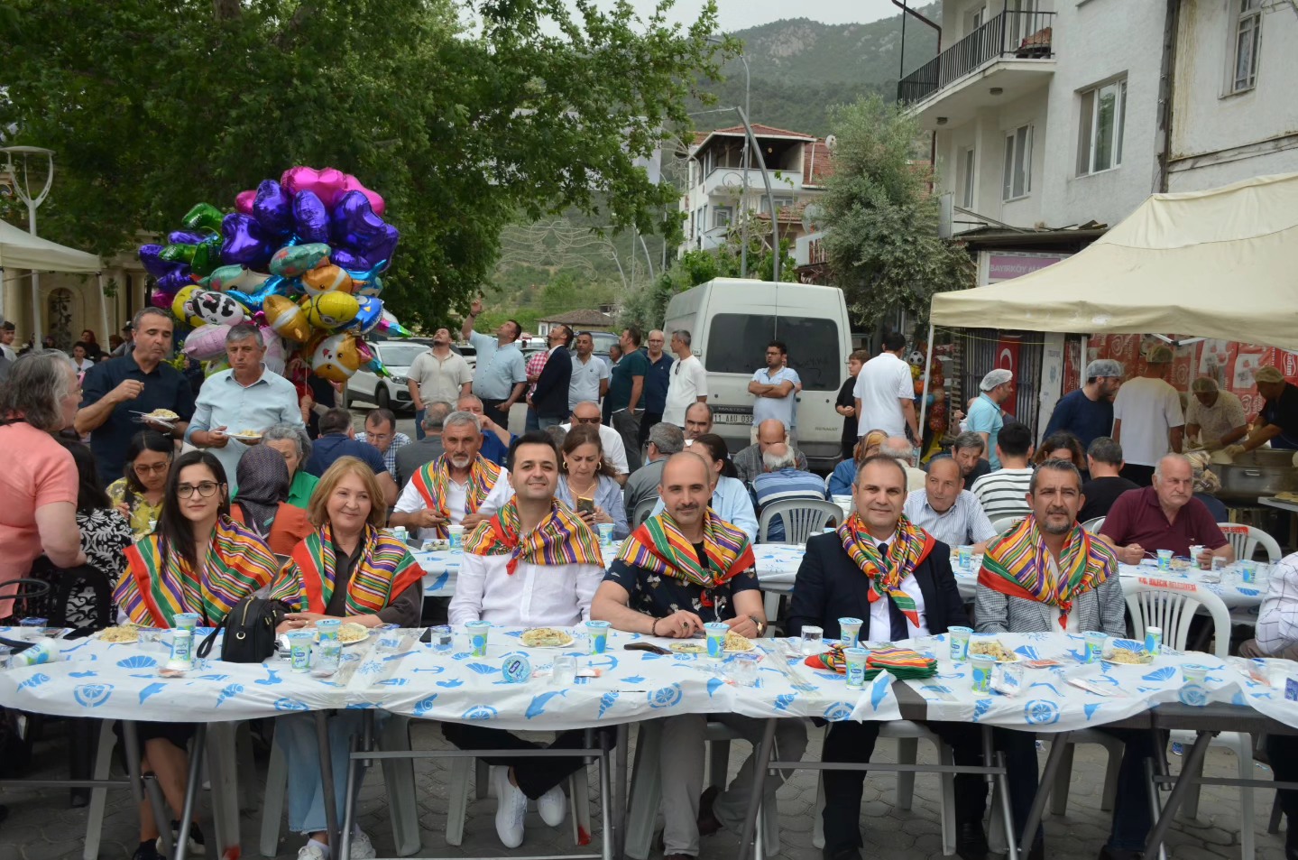 bayirkoyde-gelenek-bozulmadi-3.jpg