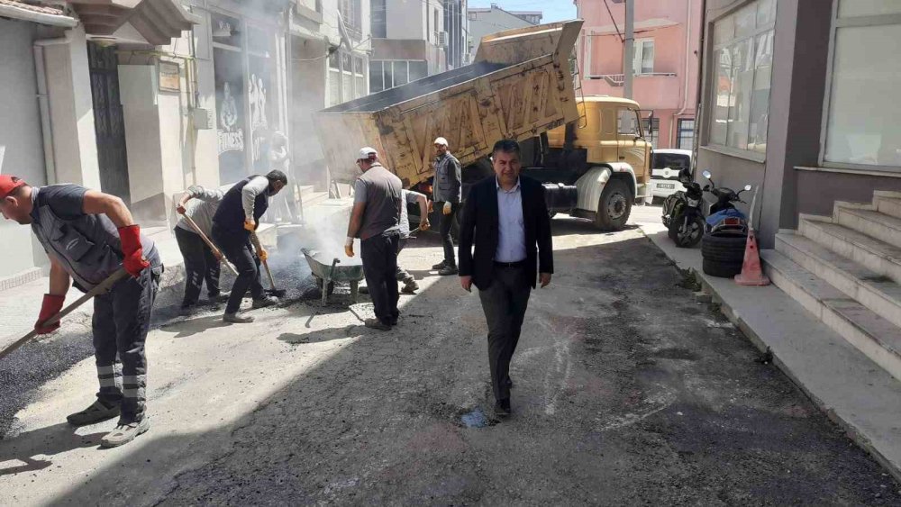 9 Mahallede Asfalt Çalışması Gerçekleştirildi
