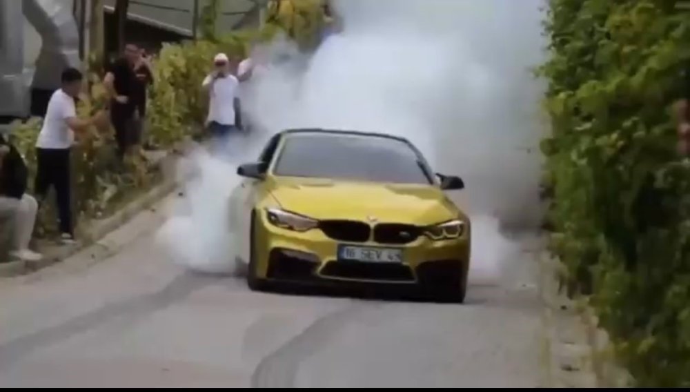 Drift Atıp Trafiği Tehlikeye Düşüren Sürücü Yakalandı