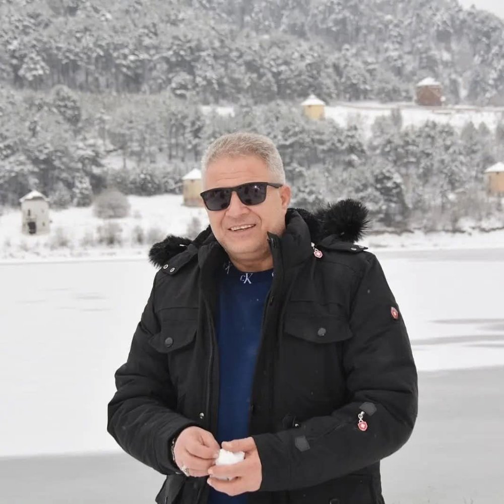 Okul Müdürü Kansere Yenik Düştü