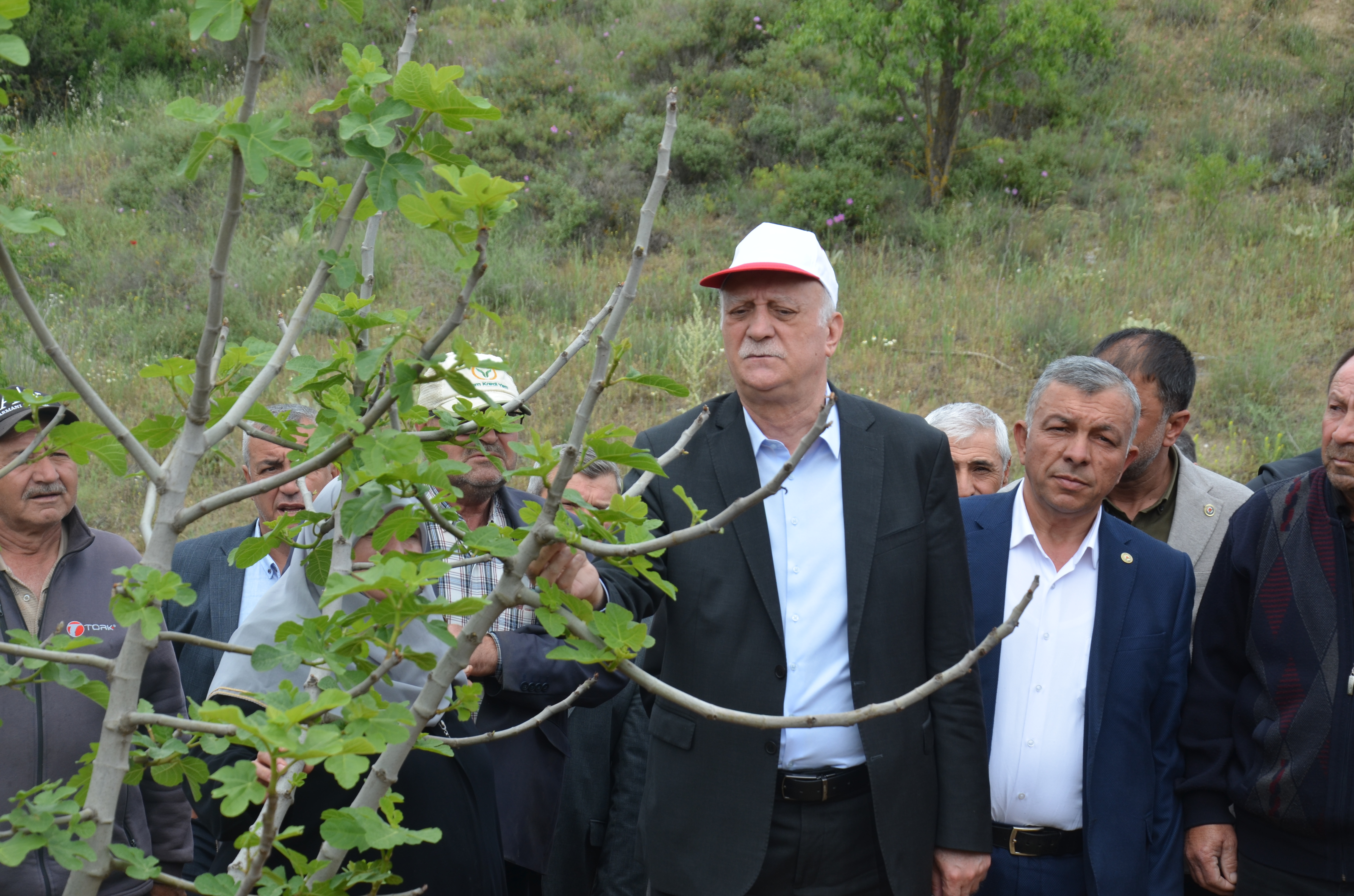 tzob-genel-baskani-bayraktar-ciftcimizi-cazibe-su-ile-bulusturmamiz-lazim-2.jpg