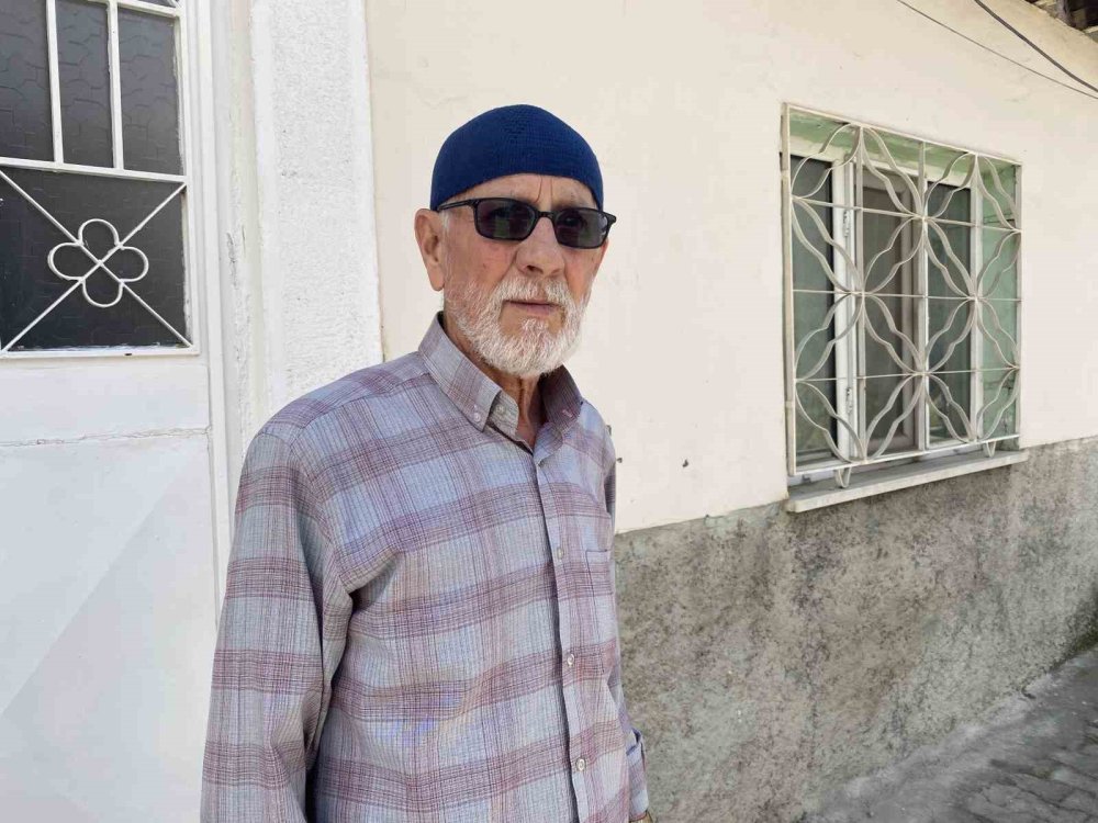 Çöp Ev Mahalleliyi İsyan Ettirdi