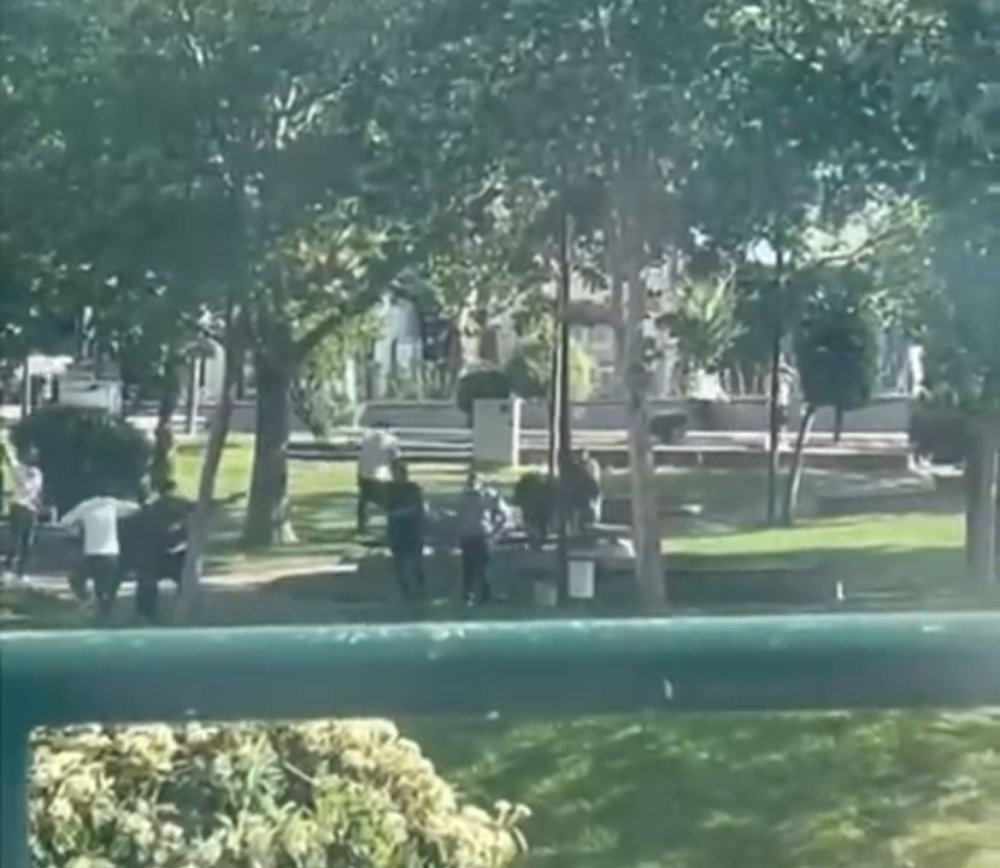 Kent Merkezinde Silahla Dehşet Saçtı, Pompalı Tüfekle Bir Kişiyi Yaraladı