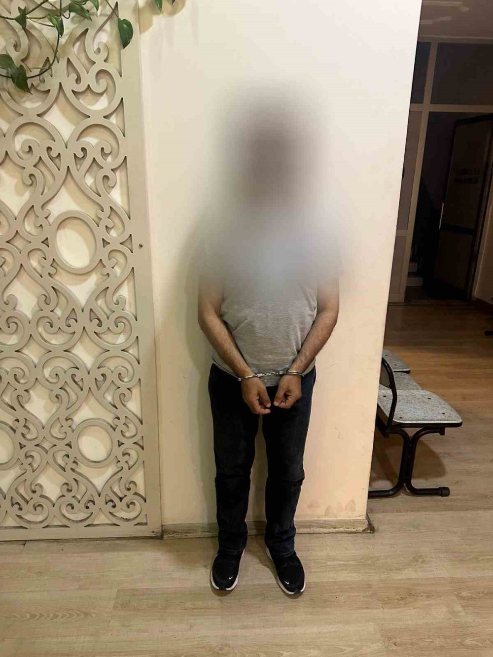 27 Yıl Hapis Cezasıyla Aranan Şüpheliye Baca Deliğinden Operasyon Yaptılar