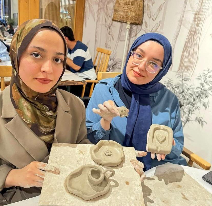 Seramik Atölyesi İle El Becerilerini Geliştirdiler