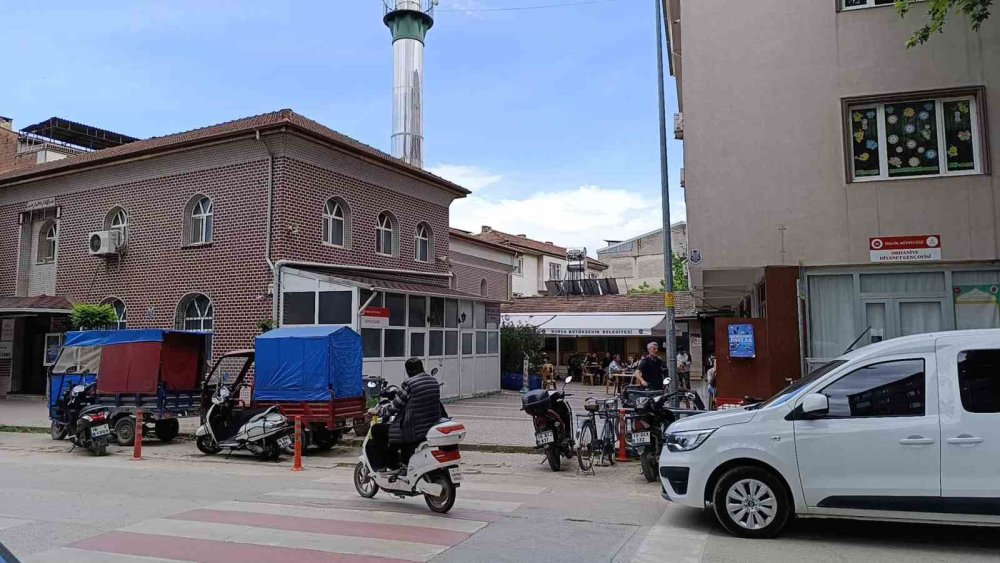 Kız Meselesinden Çıkan Kavgada 1 Kişi Yaralandı