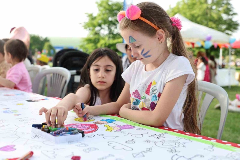 Bu Festival Çocuklar İçin: Eski Oyuncaklar Yenisiyle Değişecek, Yıprananlar Tamir Edilecek