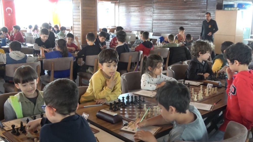 Satranç’ın Şampiyonları Belli Oldu