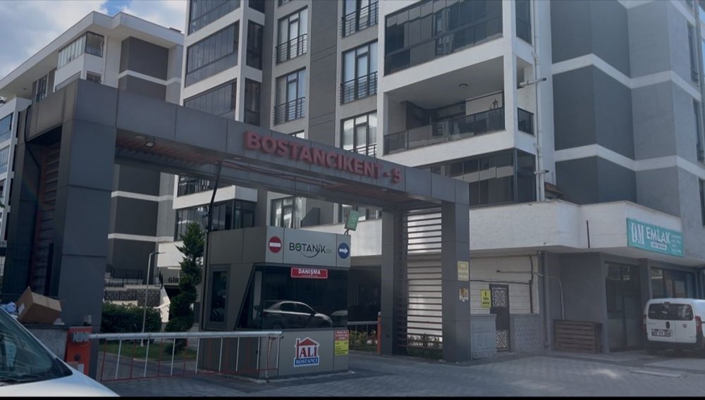Eve Giren Şahsa Meydan Dayağı
