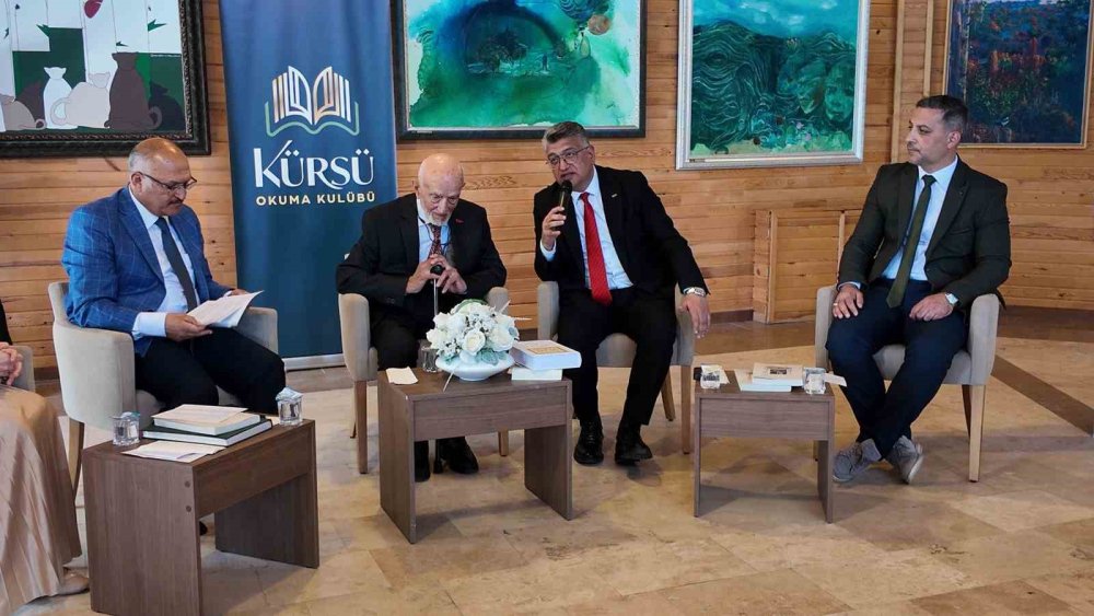 Tarih Ve Kültür Dolu Söyleşi Gerçekleştirildi