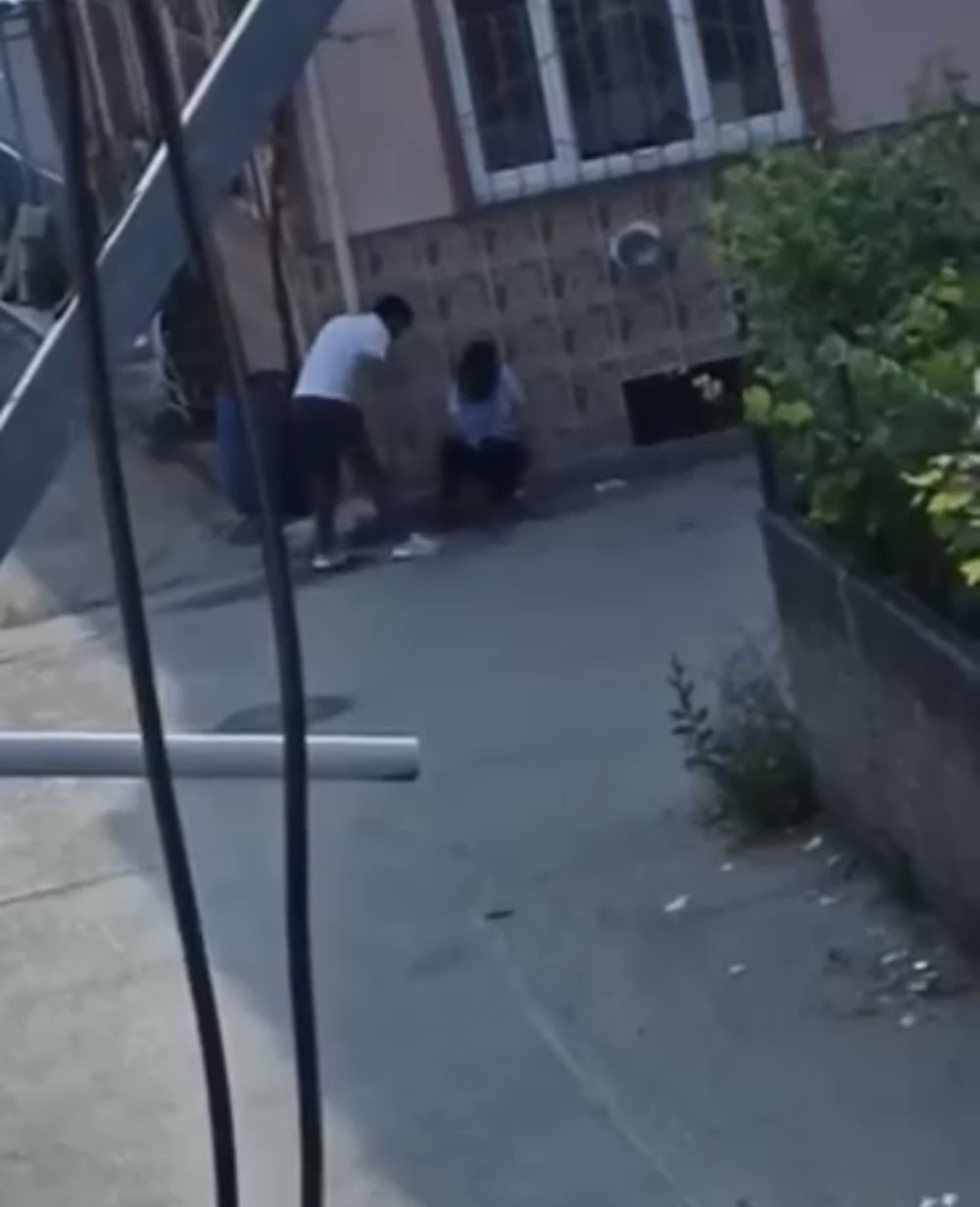 Tartıştığı Kadını Yol Ortasında Sürükleyip, Zorla Götürdü