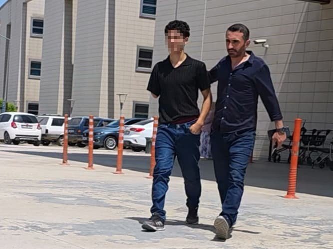 Bir Kişinin Ölümüne Sebep Olan 14 Yaşındaki Sürücü Tutuklandı
