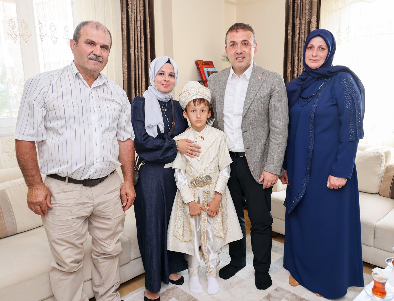 kazada-hayatini-kaybeden-bekci-kemal-badalovun-emaneti-unutulmadi-3.jpeg