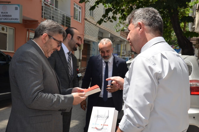 rektor-kaplanciklidan-gazetemize-ziyaret3.jpg