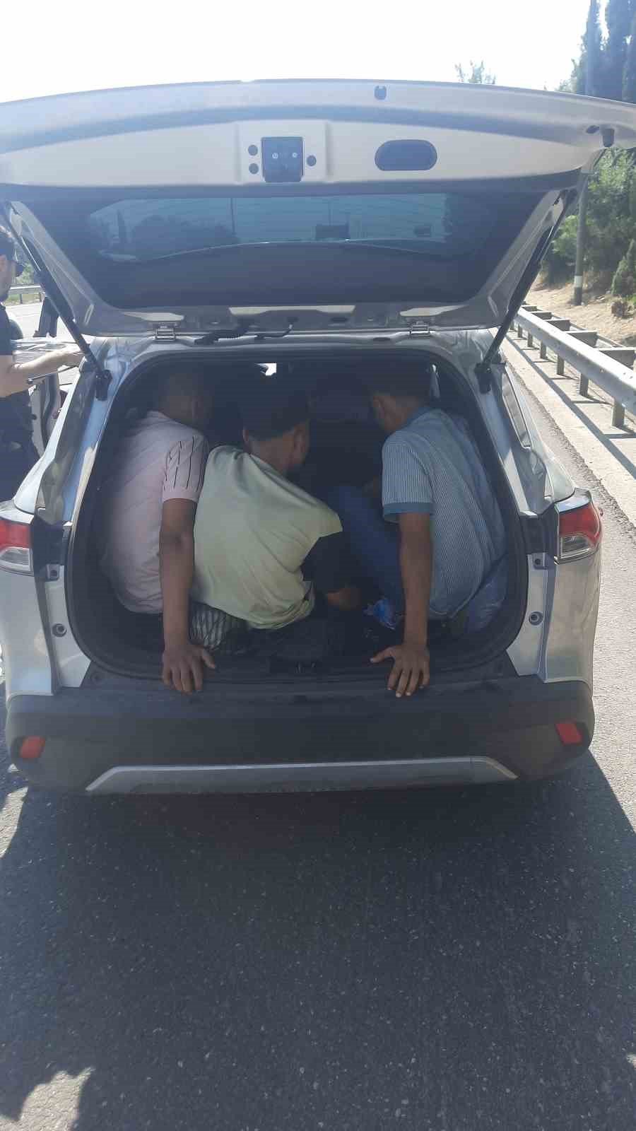 Bagajdan Eşya Değil, Düzensiz Göçmen Çıktı