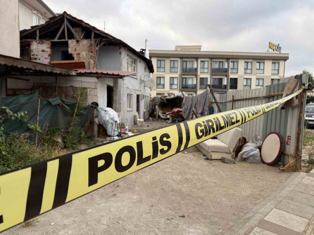 Boşandığı Eşini Ruhsatsız Silahla Öldürmüştü, Tutuklandı