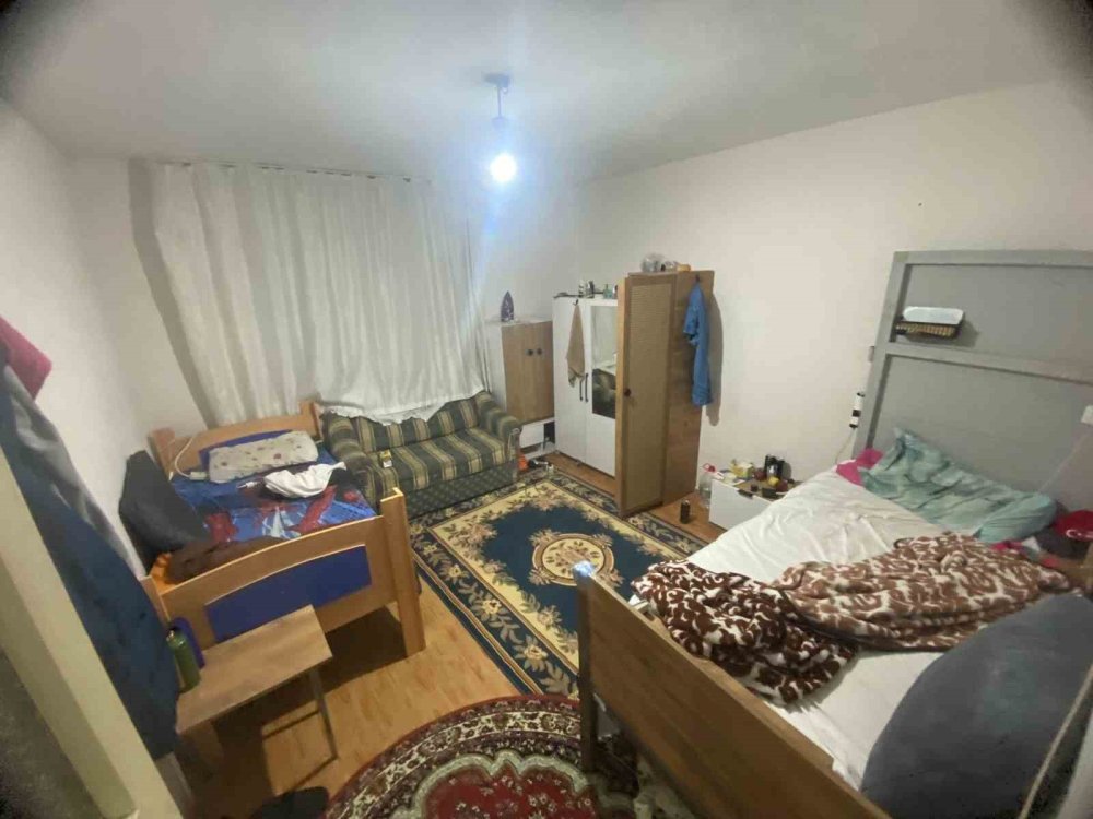 Göçmen Kaçakçılığı Operasyonu: 2 Şüpheli Ve 7 Kaçak Göçmen Yakalandı