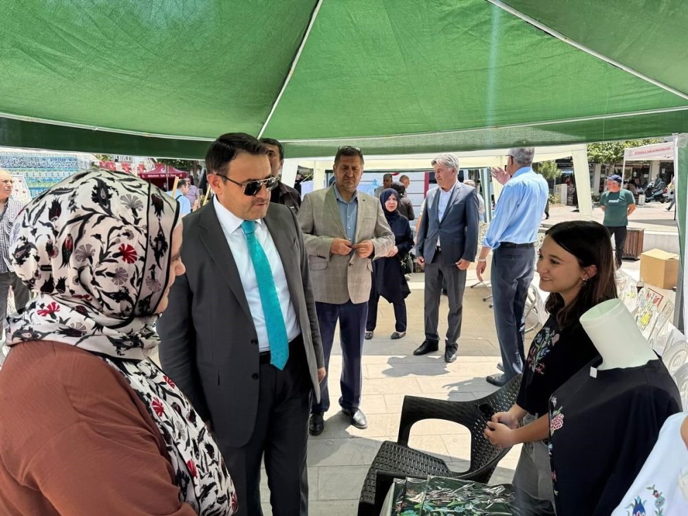 Adem Projesi Kapsamında Hazırlanan El Emeği Ürünler Sergilendi