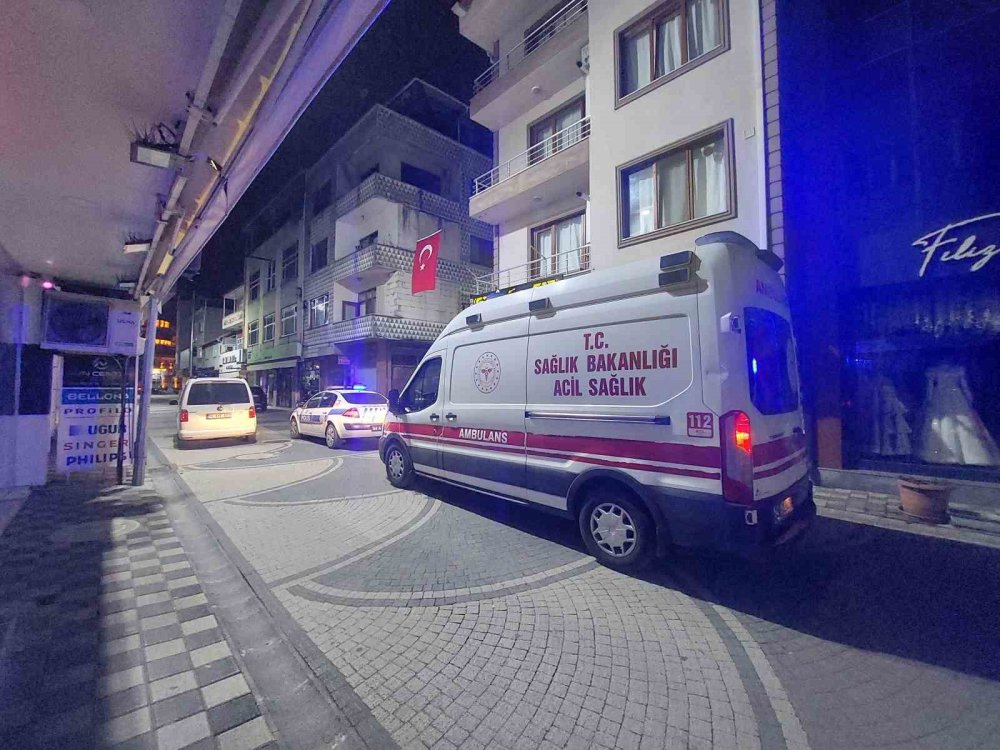 Sevgilisinden Ayrılan Genç İntihara Kalkıştı