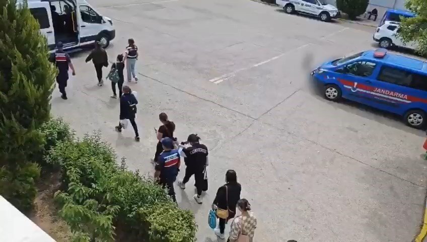 Fuhuşa Geçit Yok: 5 Gözaltı
