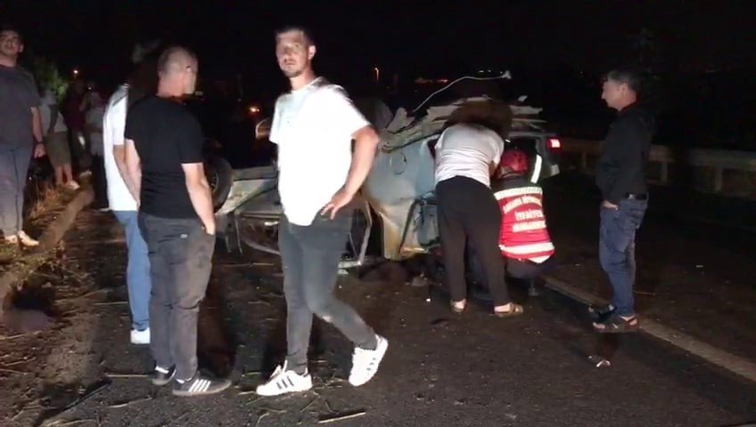Kontrolden Çıkan Otomobil Ters Döndü!