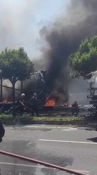 Korkunç Kaza: Araçlarda Yangın Çıktı