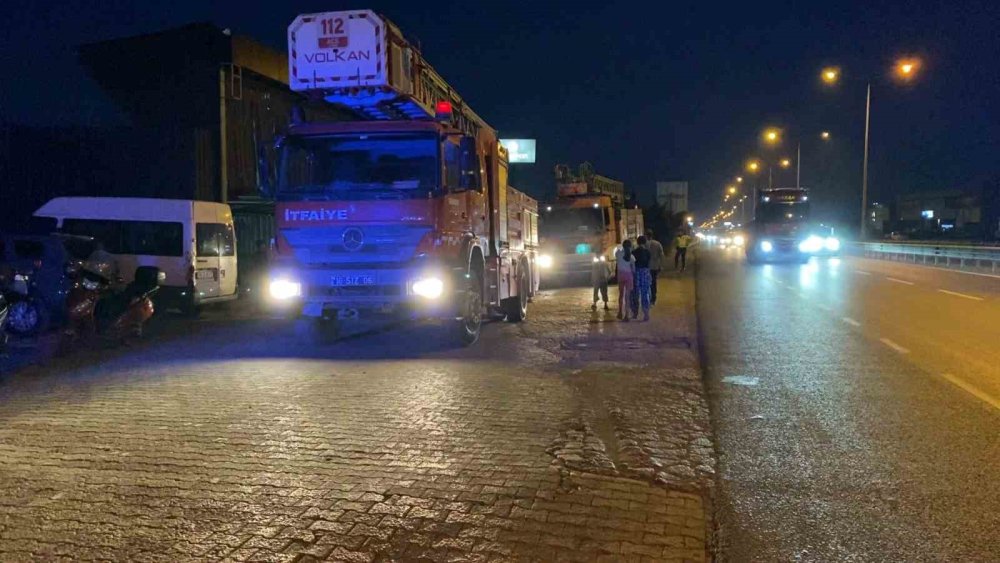 Geri Dönüşüm Tesisinde Yangın