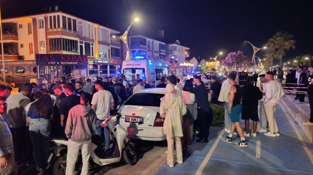 Çöp Atmaya Giden Kadına Çarpıp Olay Yerinden Kaçtı