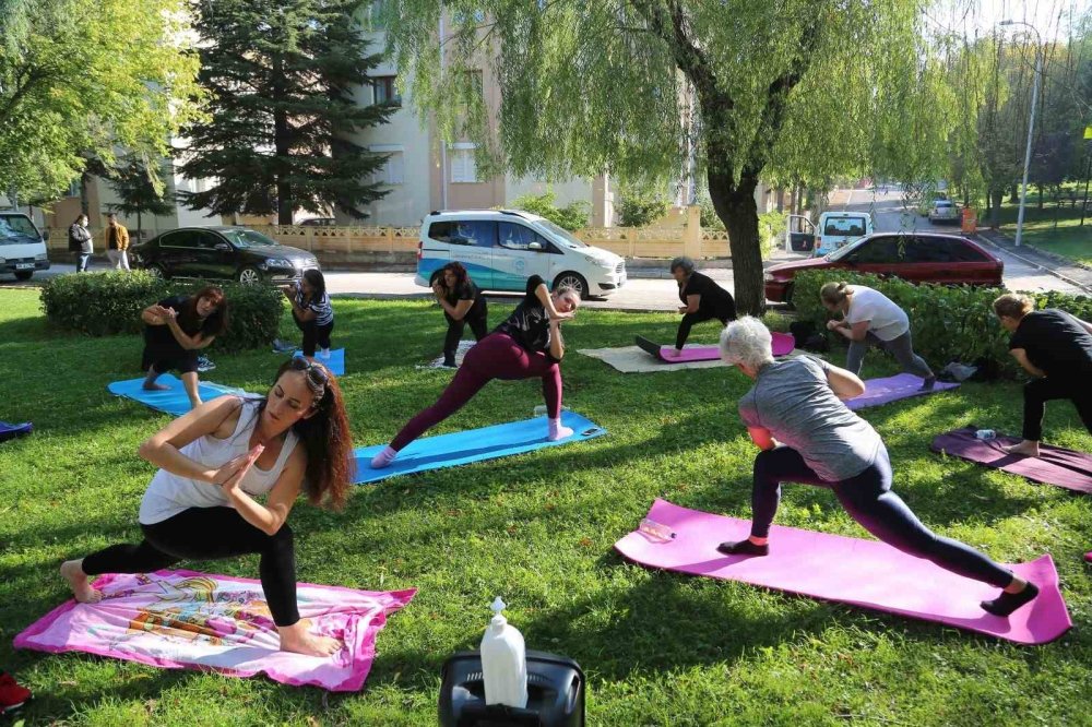Parklarda Spor Etkinlikleri Başlıyor