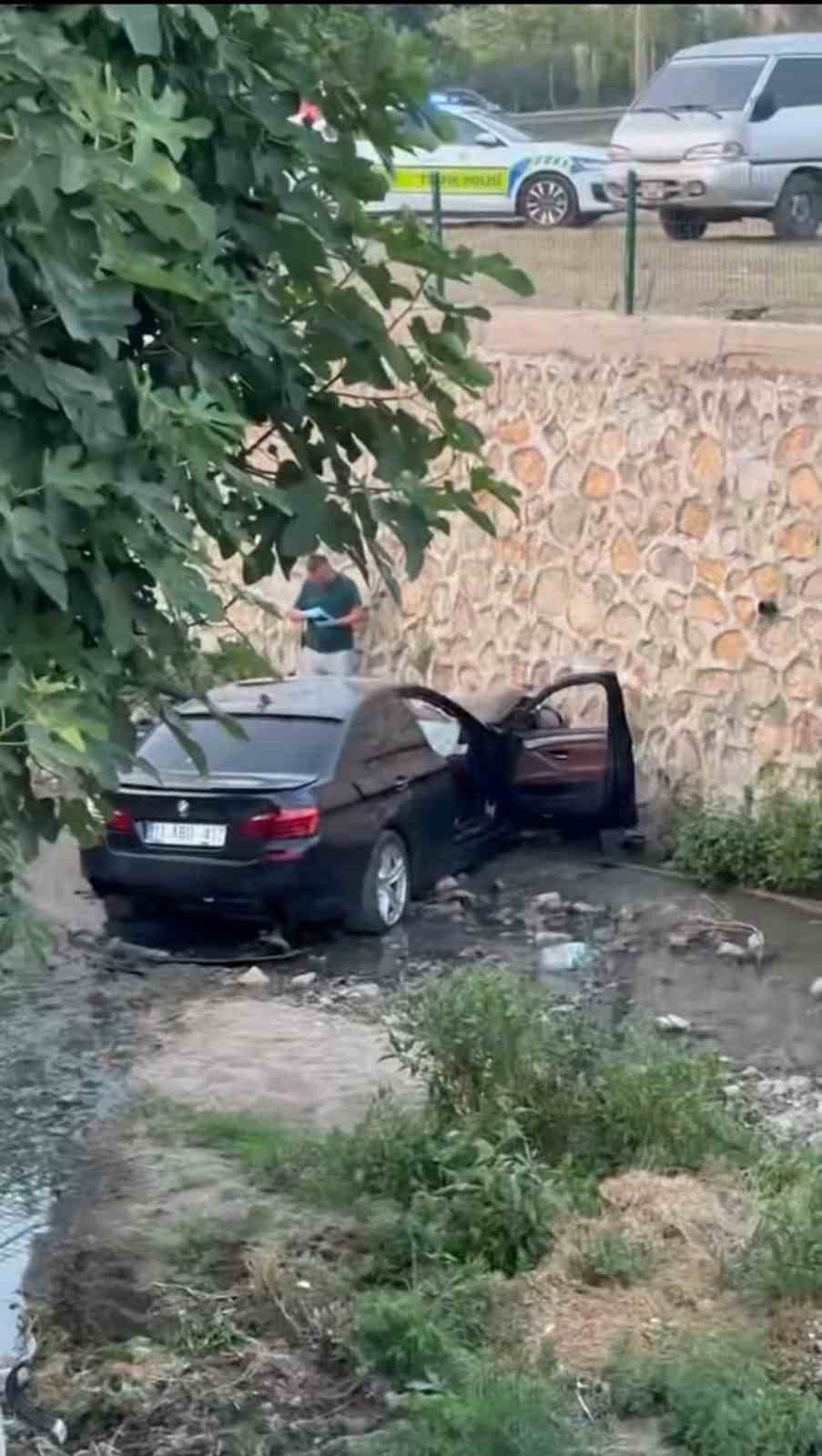 Aracın Altında Kalan Çocuk Hayatını Kaybetti