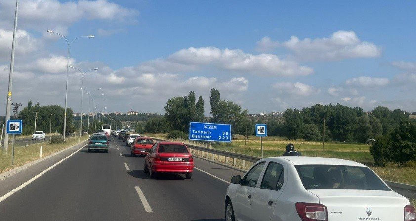 Yks Sınavında Polis Ekiplerinden Zamanla Yarış