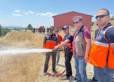 Afad Gönüllülerine Orman Yangını Eğitimi Verildi