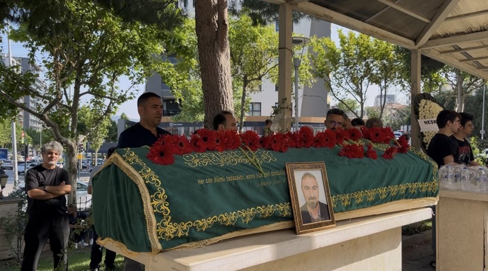 Karne Gününde Fenalaşan Öğretmen Hayatını Kaybetti