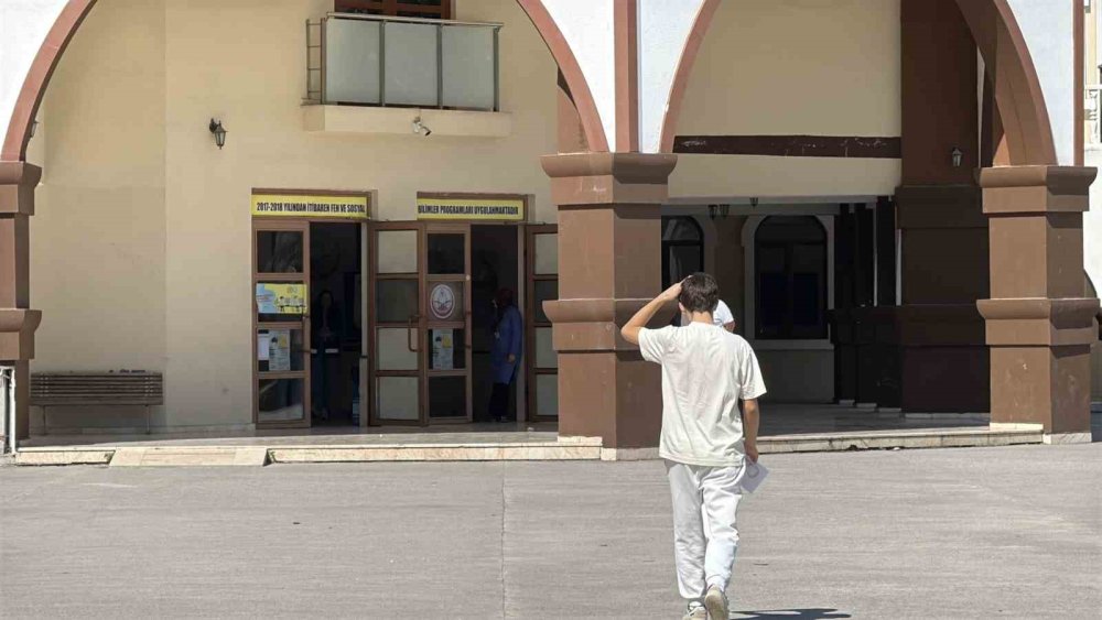 Yks’nin İkinci Oturumu İçin Öğrenciler Ter Dökmeye Başladı