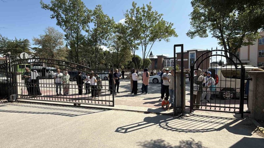 Yks’nin İkinci Oturumu İçin Öğrenciler Ter Dökmeye Başladı