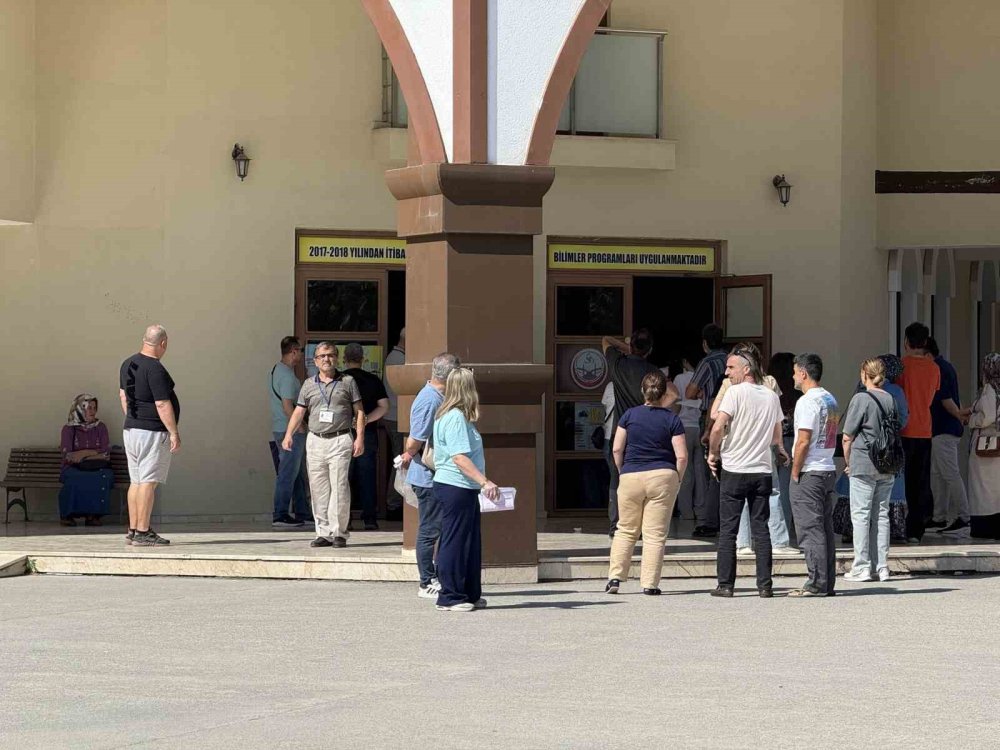 Yks’nin İkinci Oturumu İçin Öğrenciler Ter Dökmeye Başladı