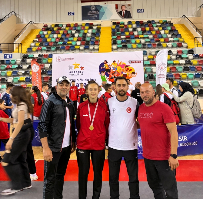 ampiyonluk-madalyasi-ebrar-cakirin1.jpg