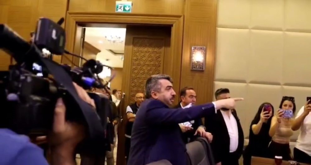 Belediye Meclisi’nde Gerginlik!