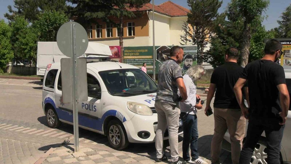 Bankada Gergin Anlar Yaşandı