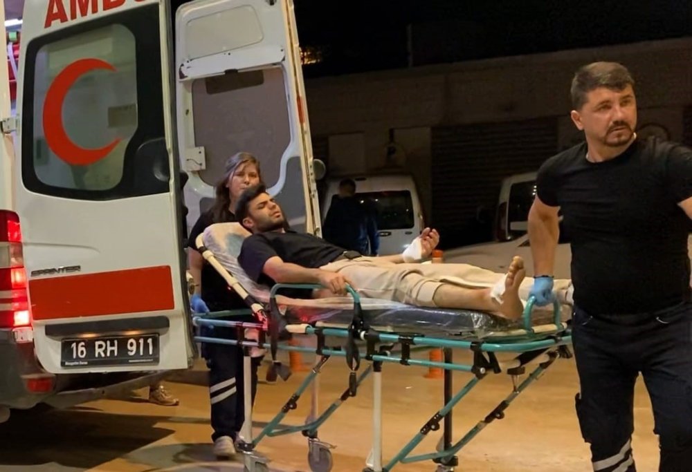 Motosikletler Çarpıştı: 4 Yaralı