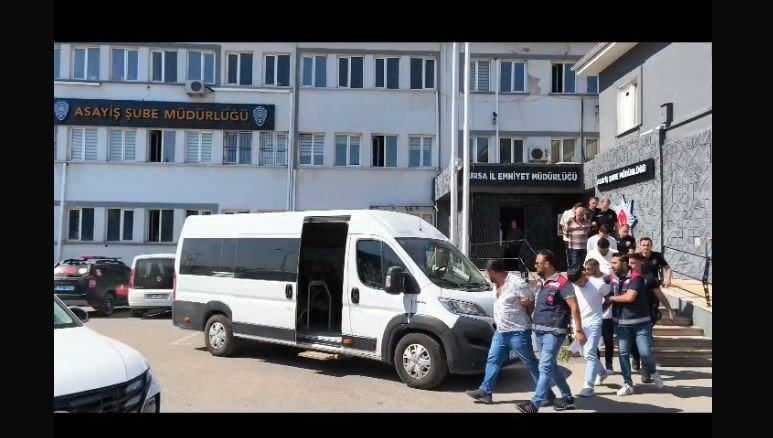 Sosyal Medya Üzerinden Borsa Vurgununa Polis Baskını