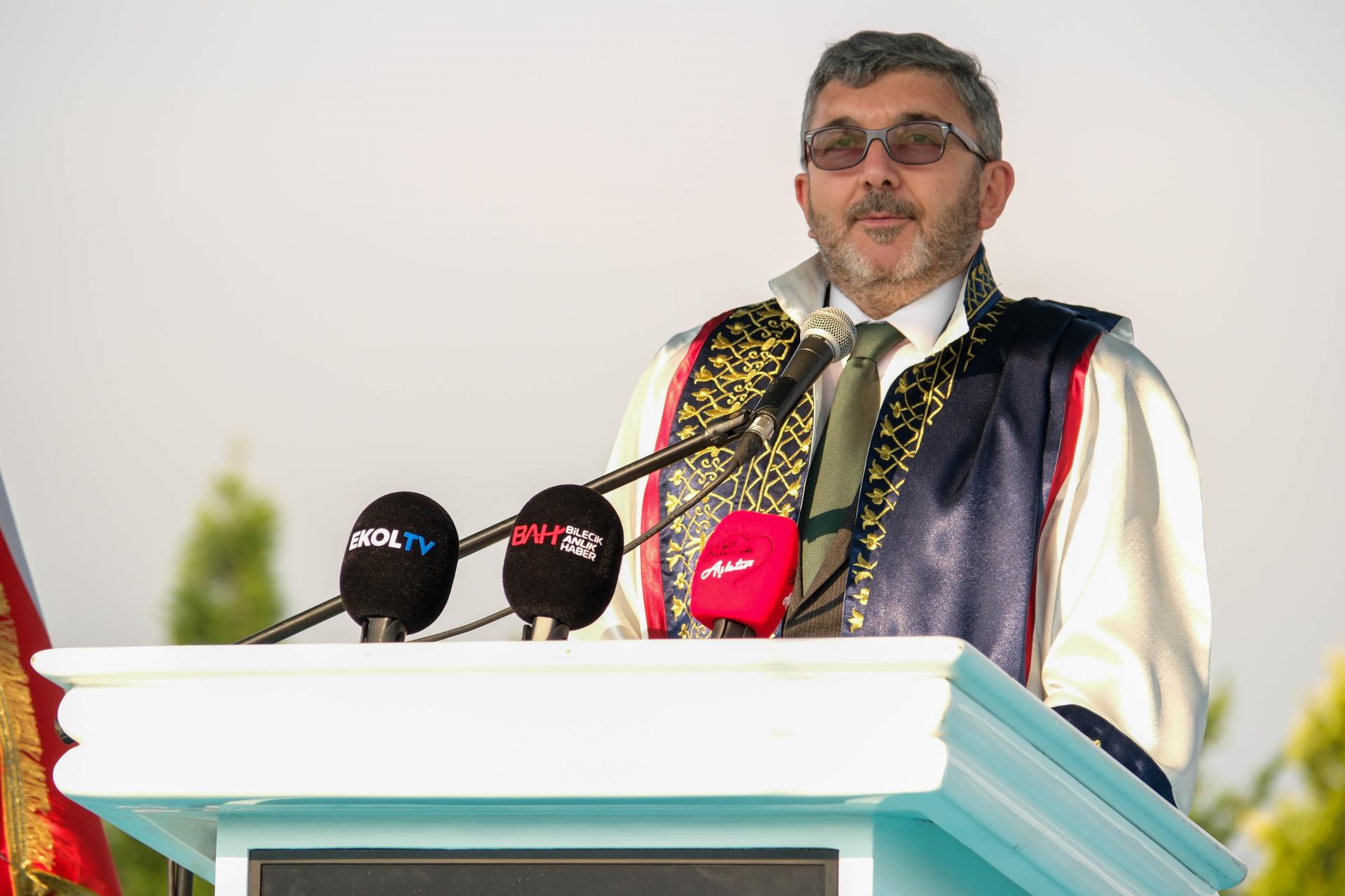 bseude-mezuniyet-coskusu-001.jpg