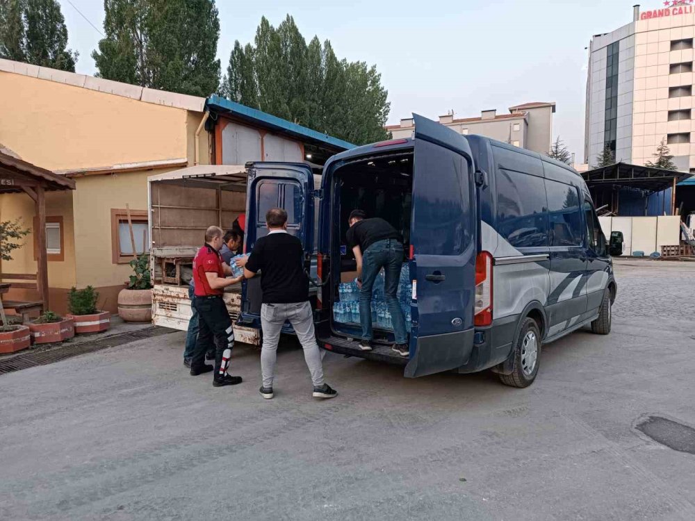 Bozüyük’ten Yangın Bölgesine Yardım