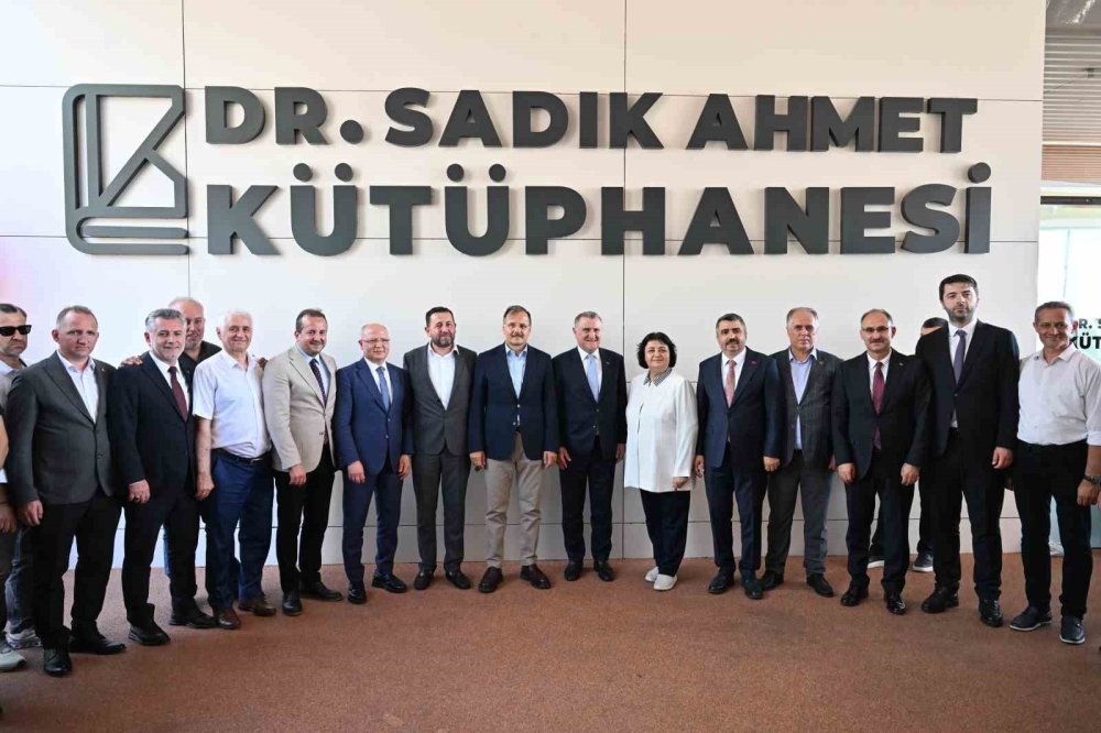 "Dr. Sadık Ahmet Gençlik Ve Spor Merkezi" Hizmete Açıldı