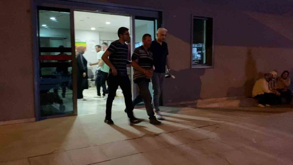 Engelli Genci Bıçakladı