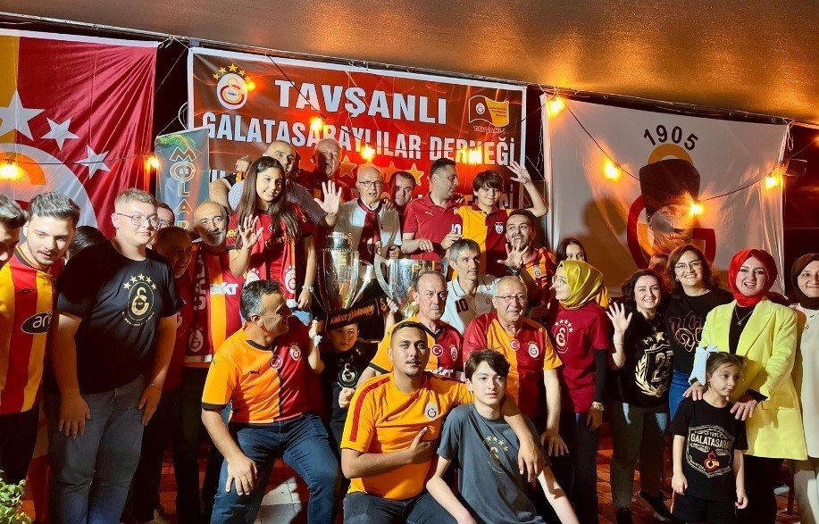 Galatasaray’ın 25. Lig Şampiyonluğu Coşkuyla Kutlandı